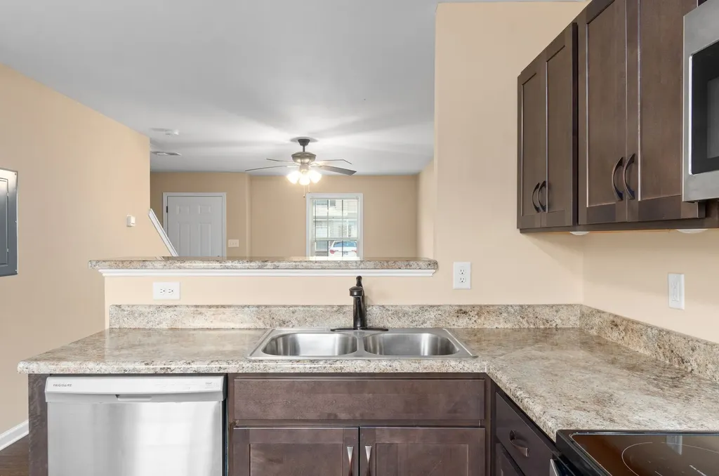 1110 Ashridge Drive Clarksville TN 37042