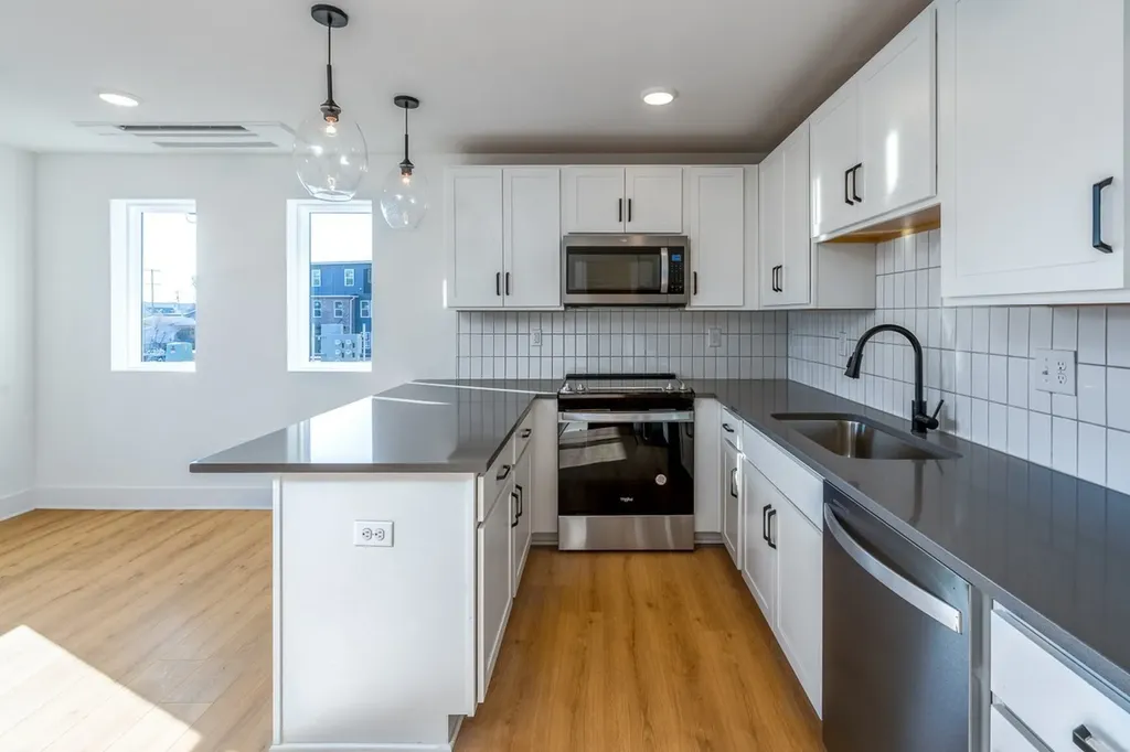 102 Duke Street Nashville TN 37207