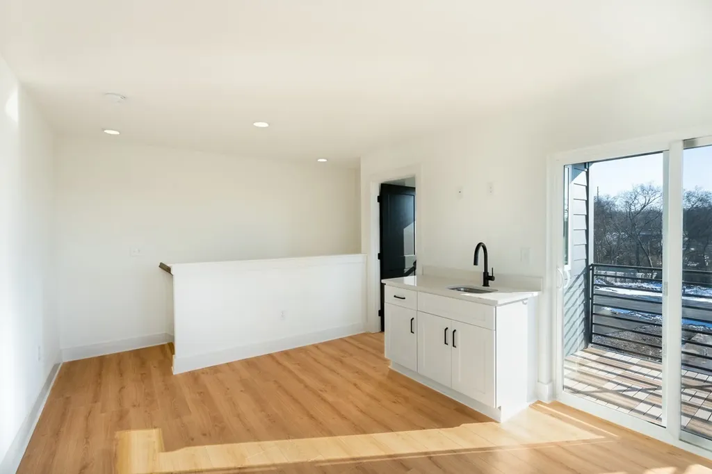 102 Duke Street Nashville TN 37207