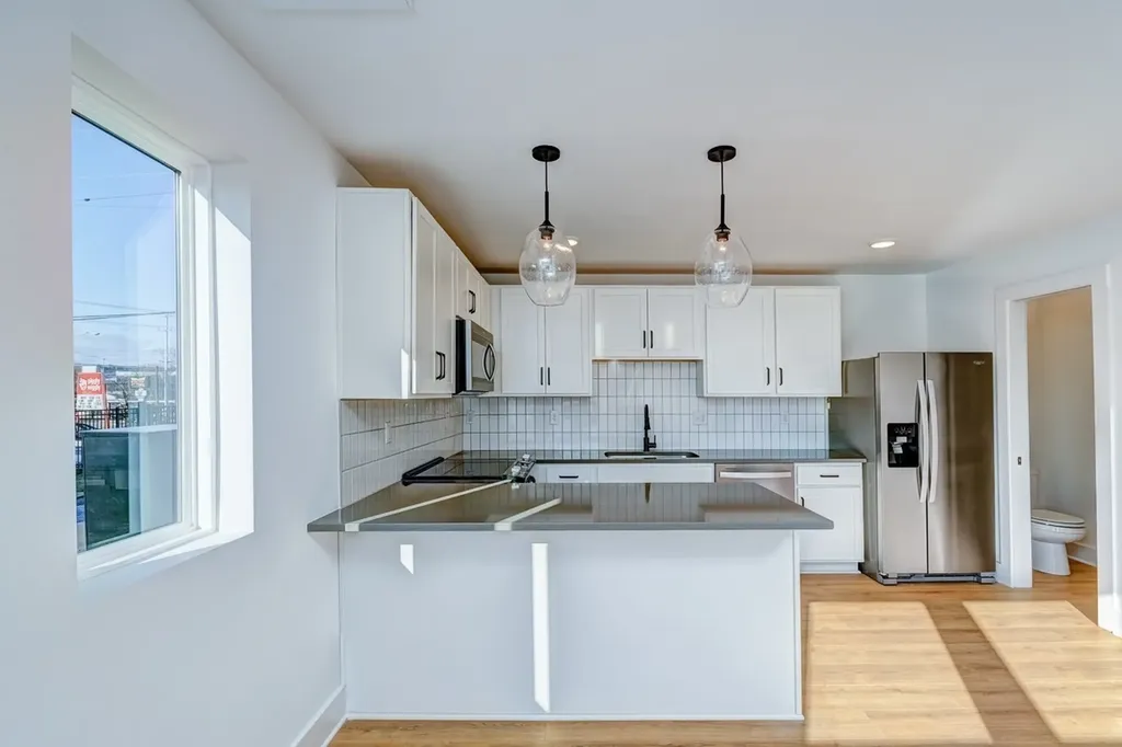 102 Duke Street Nashville TN 37207