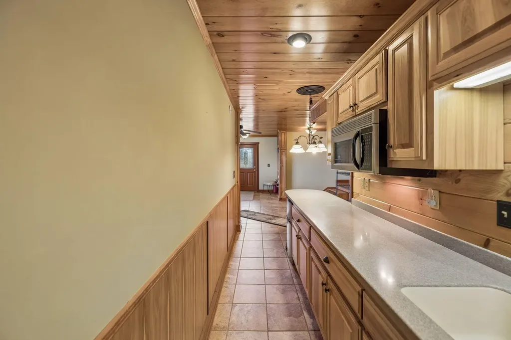 348 Laurel Mountain Road Madisonville TN 37354