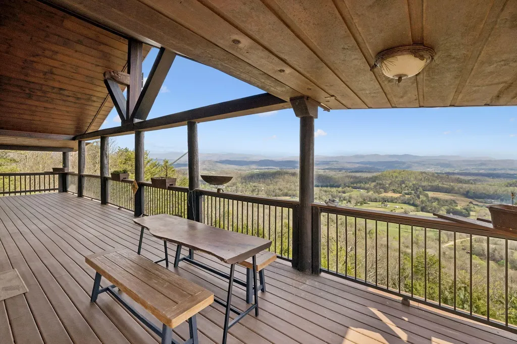 348 Laurel Mountain Road Madisonville TN 37354