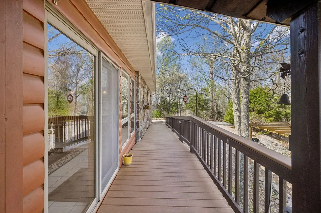 348 Laurel Mountain Road Madisonville TN 37354