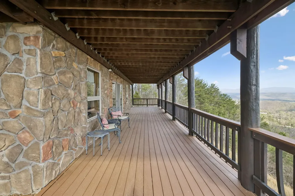 348 Laurel Mountain Road Madisonville TN 37354