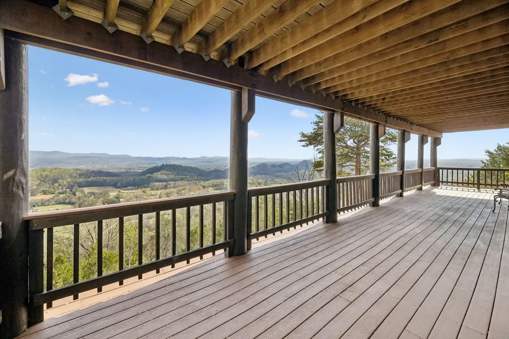348 Laurel Mountain Road Madisonville TN 37354
