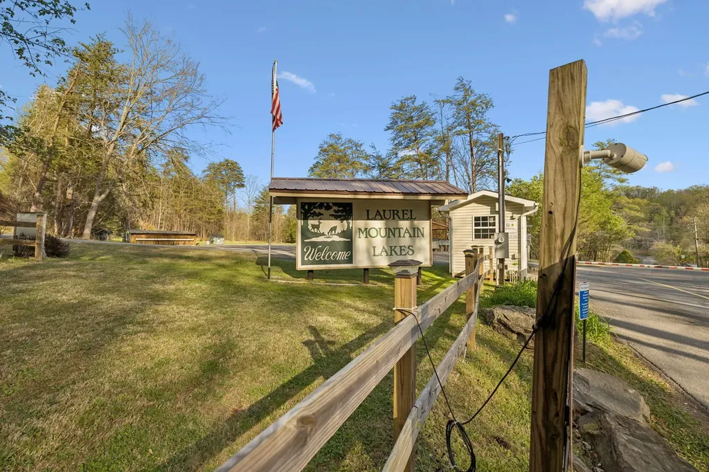 348 Laurel Mountain Road Madisonville TN 37354