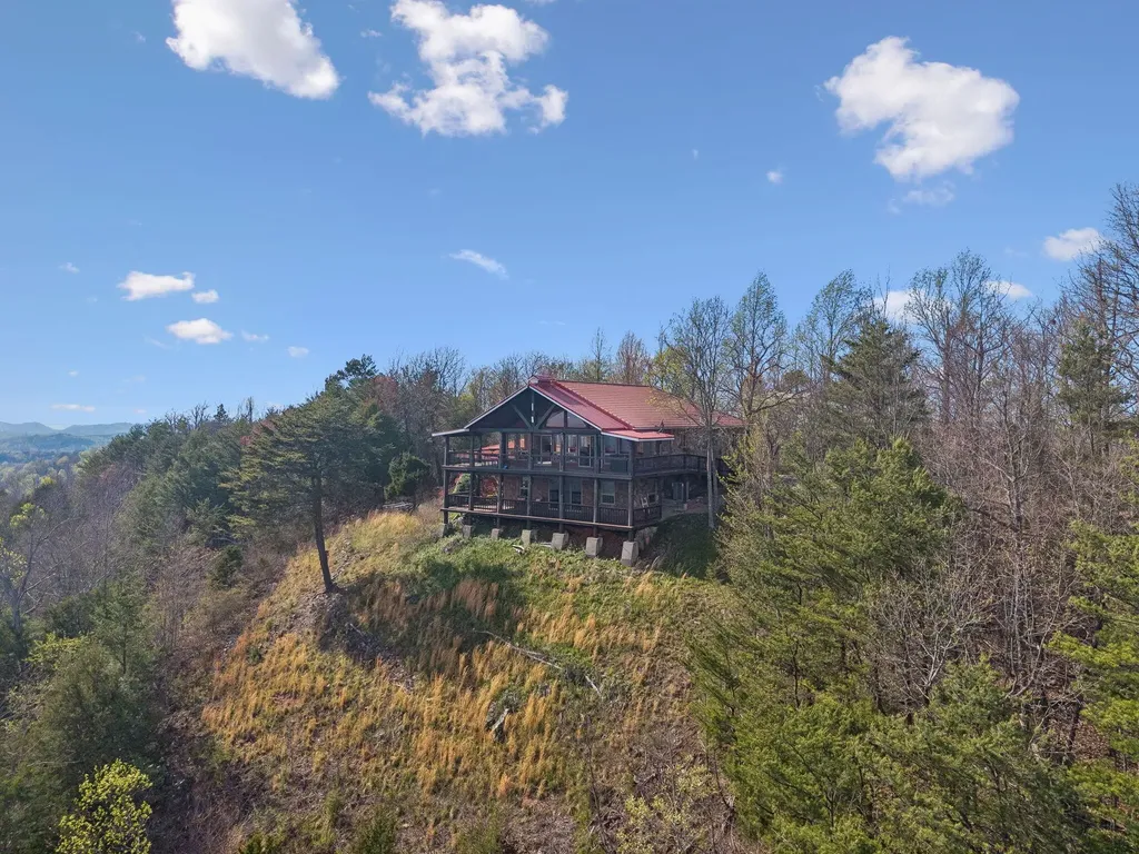 348 Laurel Mountain Road Madisonville TN 37354