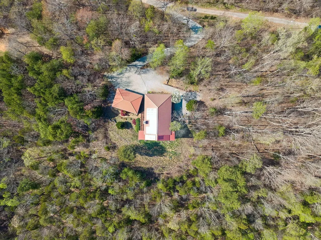 348 Laurel Mountain Road Madisonville TN 37354