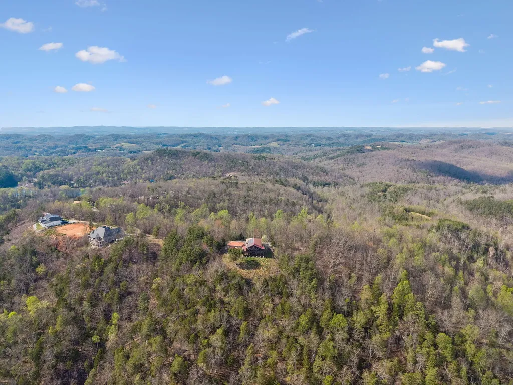 348 Laurel Mountain Road Madisonville TN 37354
