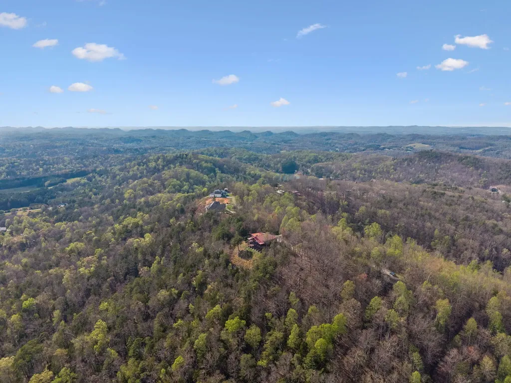 348 Laurel Mountain Road Madisonville TN 37354