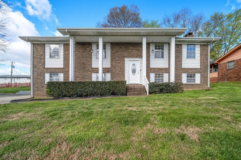 111 Edgewood Circle Fort Oglethorpe GA 30742