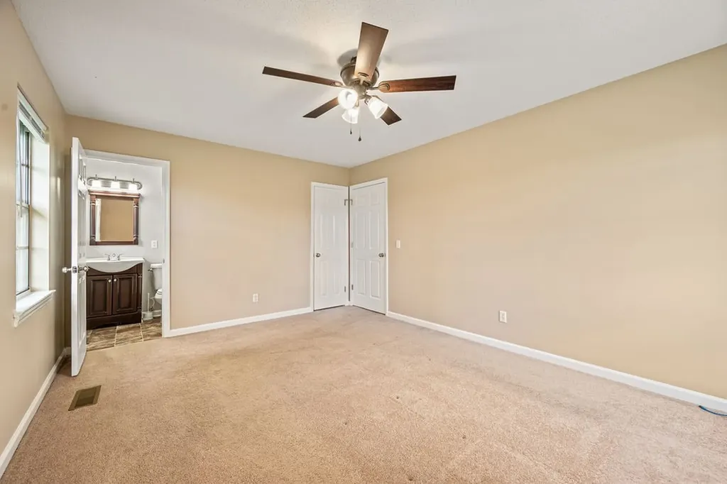 111 Edgewood Circle Fort Oglethorpe GA 30742