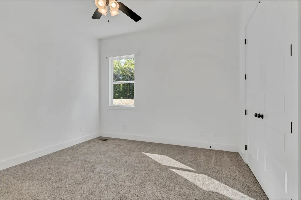 1000 Hogans Branch Road Hendersonville TN 37075