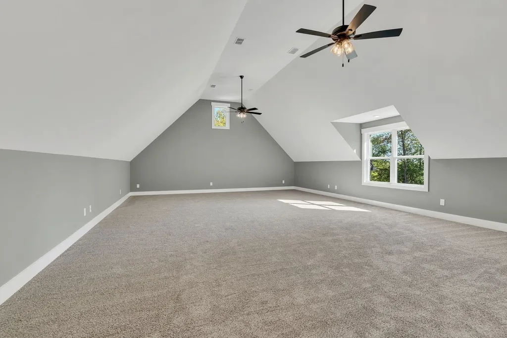 1000 Hogans Branch Road Hendersonville TN 37075
