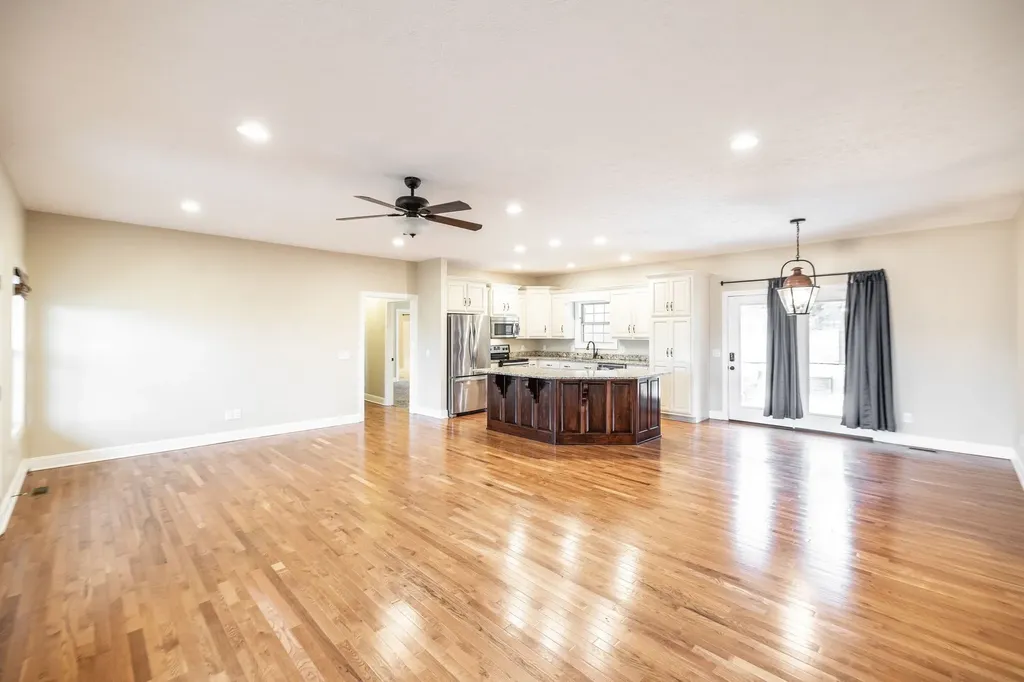 525 Bridle Path Lane Hartsville TN 37074