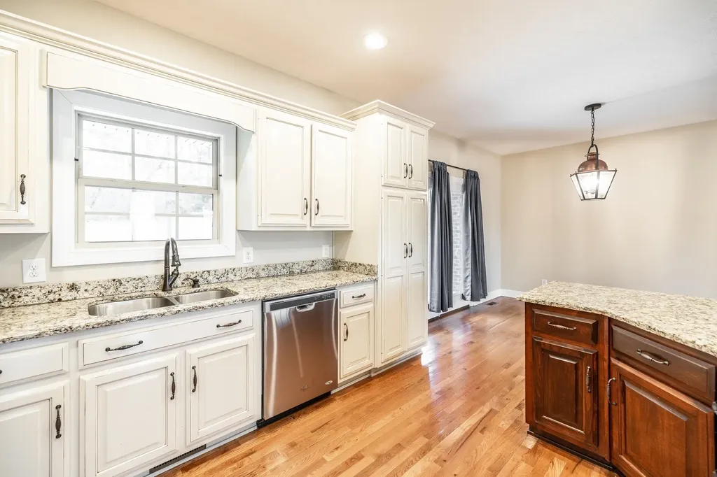 525 Bridle Path Lane Hartsville TN 37074