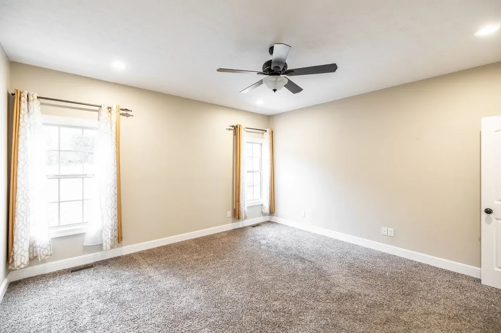 525 Bridle Path Lane Hartsville TN 37074