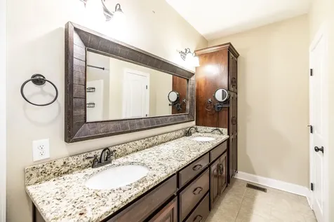 525 Bridle Path Lane Hartsville TN 37074