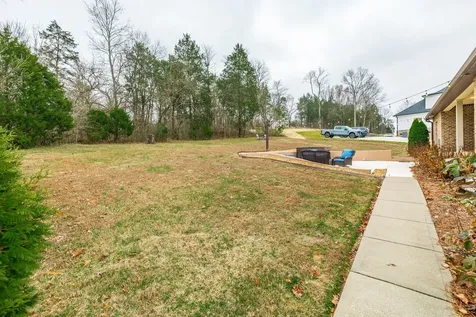 525 Bridle Path Lane Hartsville TN 37074