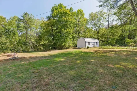 831 3rd Street Tracy City TN 37387