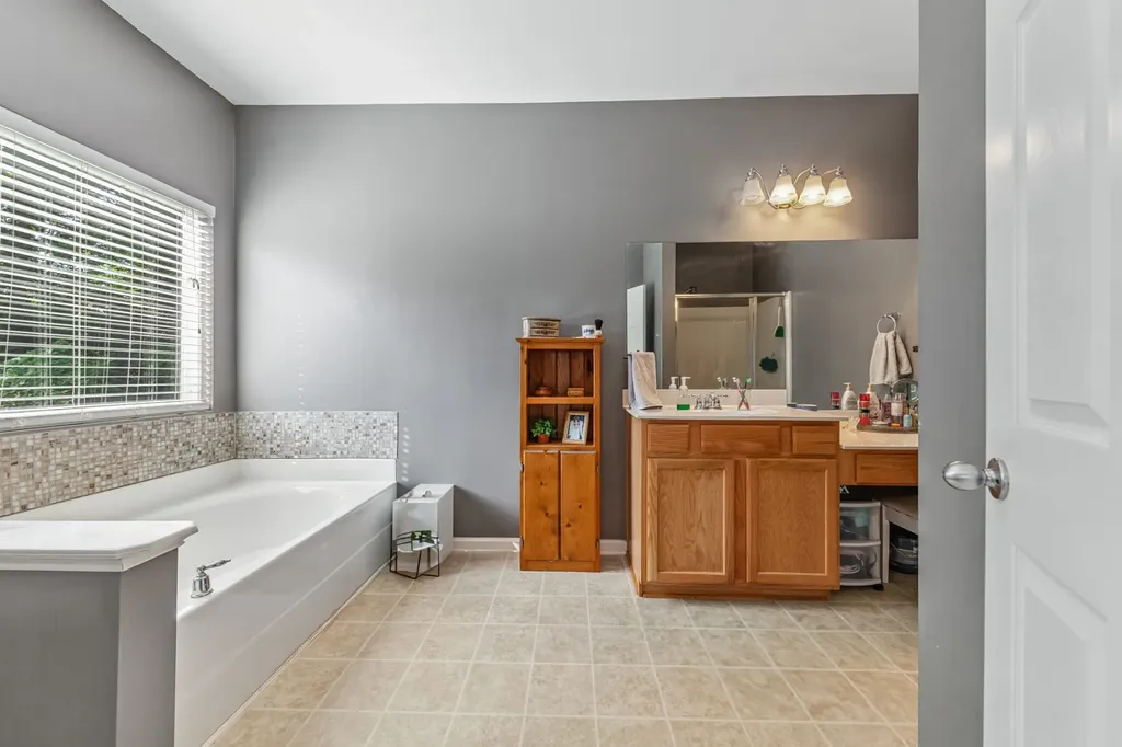 2045 Hawks Nest Court Hermitage TN 37076