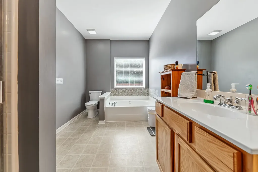 2045 Hawks Nest Court Hermitage TN 37076