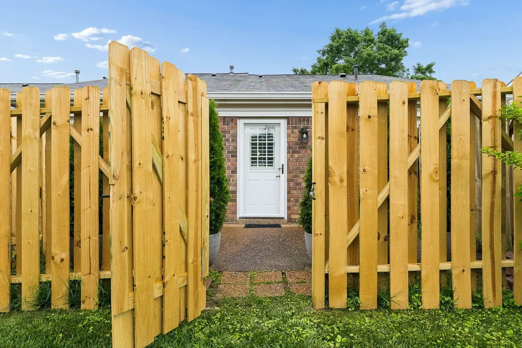 814 Marquette Drive Nashville TN 37205