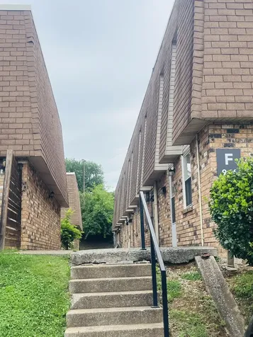 370 Wallace Road Nashville TN 37211