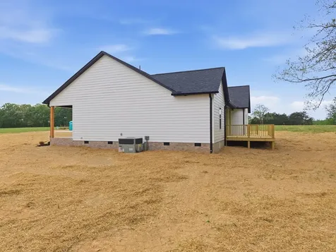 11100 H O Allison Road Baxter TN 38544