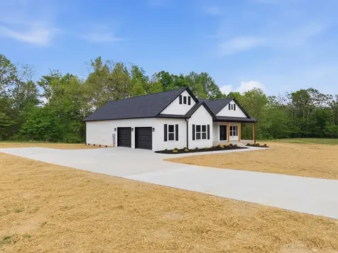 11100 H O Allison Road Baxter TN 38544