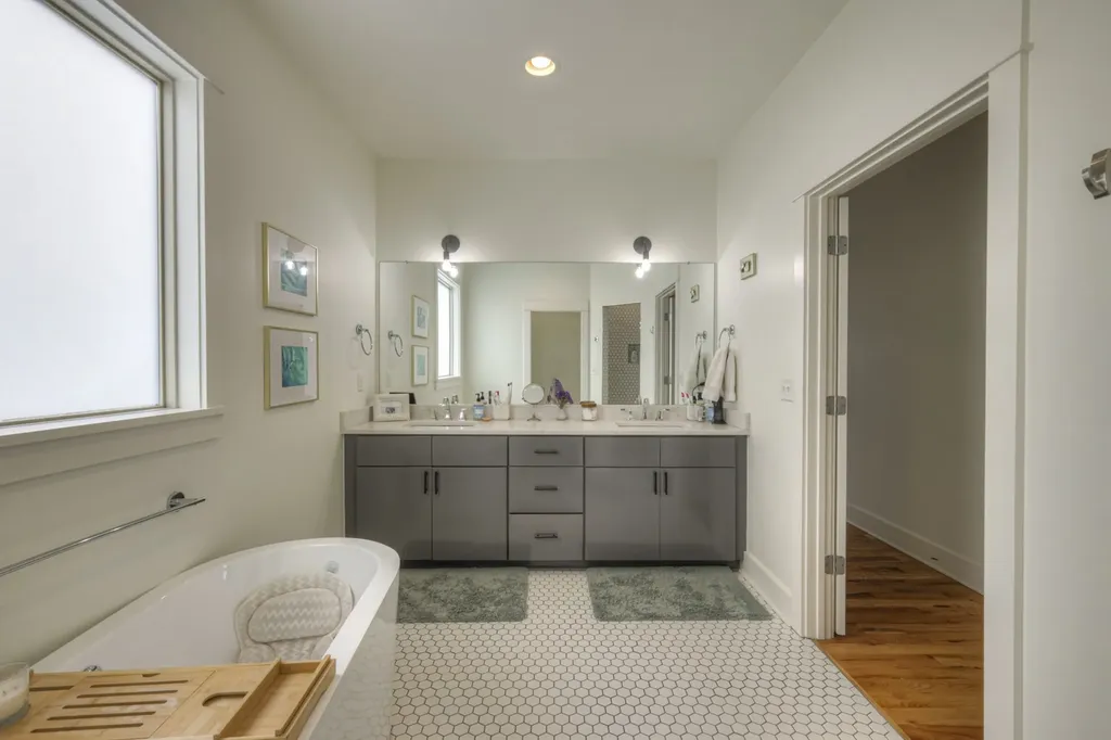 1344 Stainback Avenue Nashville TN 37207