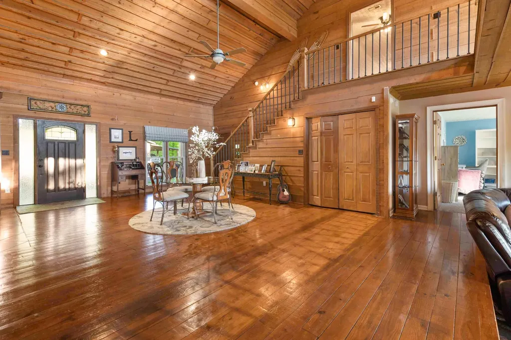 250 Outlet Road, SE Cleveland TN 37323