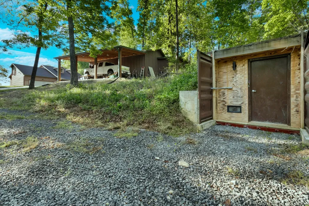 250 Outlet Road, SE Cleveland TN 37323