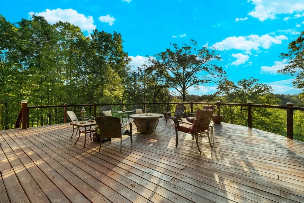 250 Outlet Road, SE Cleveland TN 37323