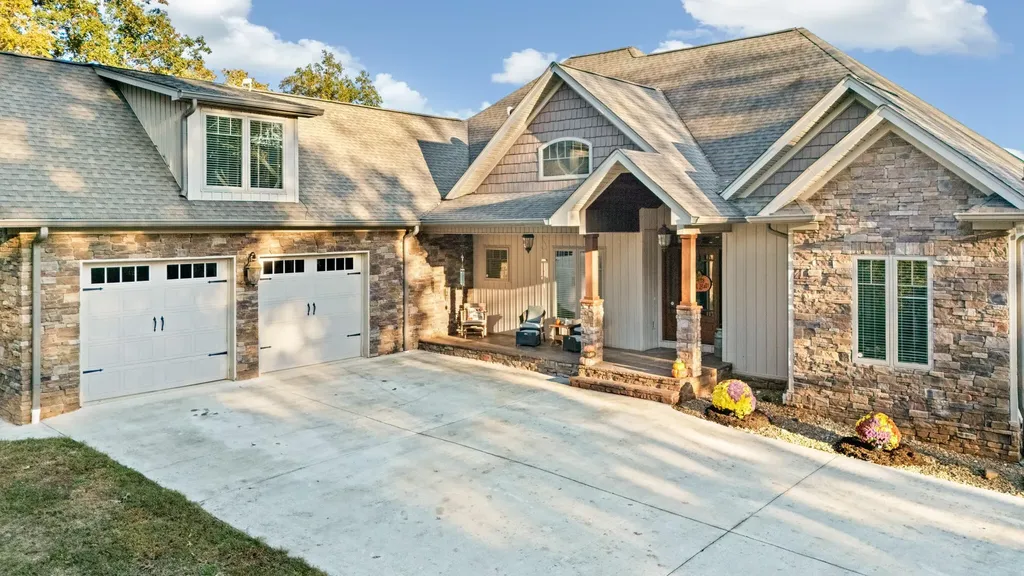 549 Old Bacon Road, NE Charleston TN 37310