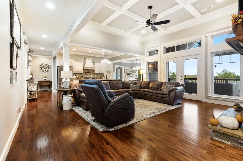 549 Old Bacon Road, NE Charleston TN 37310