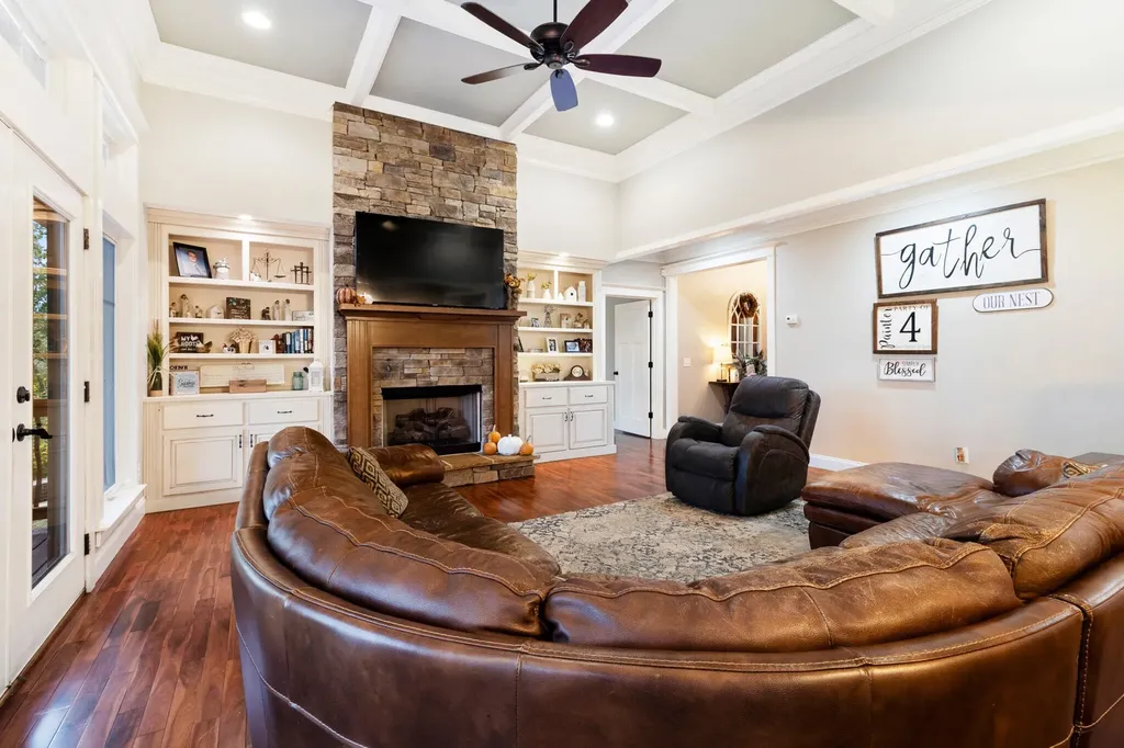 549 Old Bacon Road, NE Charleston TN 37310