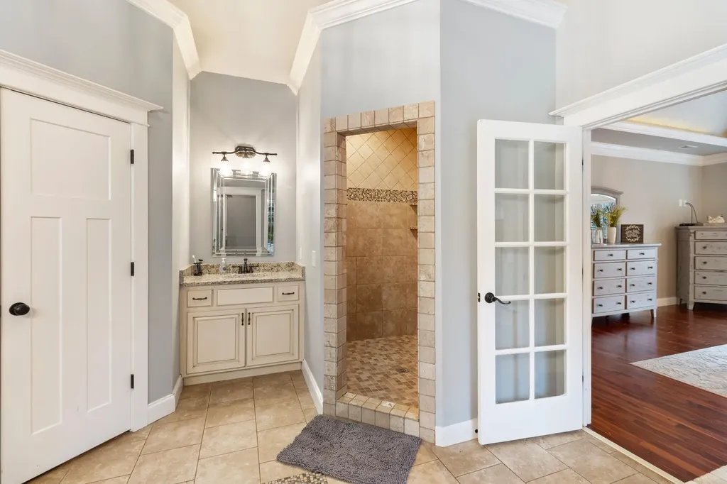549 Old Bacon Road, NE Charleston TN 37310