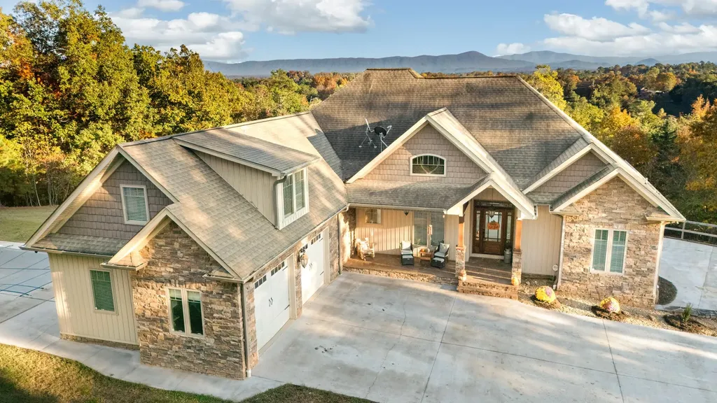 549 Old Bacon Road, NE Charleston TN 37310