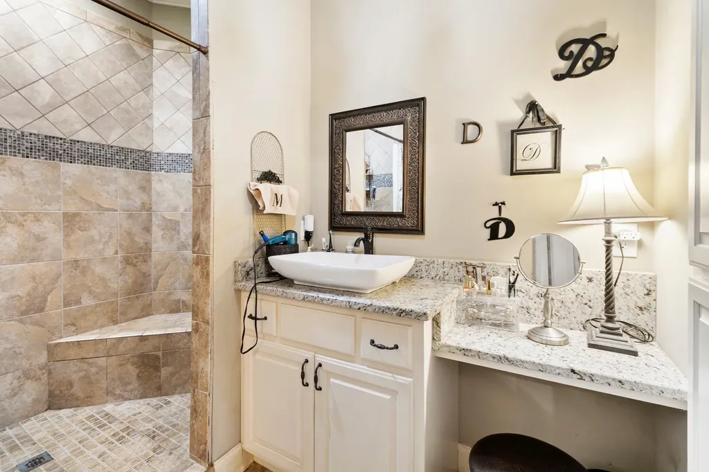 549 Old Bacon Road, NE Charleston TN 37310