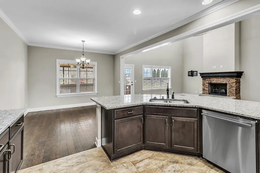 8381 Georgetown Bay Drive Ooltewah TN 37363