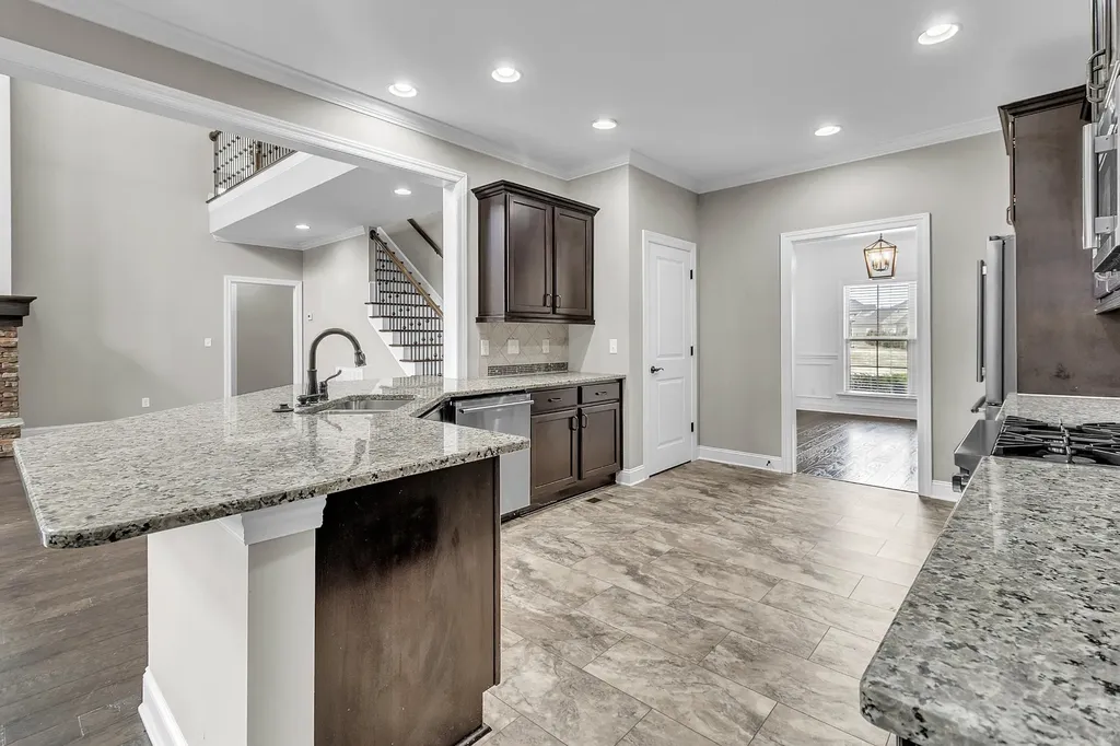 8381 Georgetown Bay Drive Ooltewah TN 37363