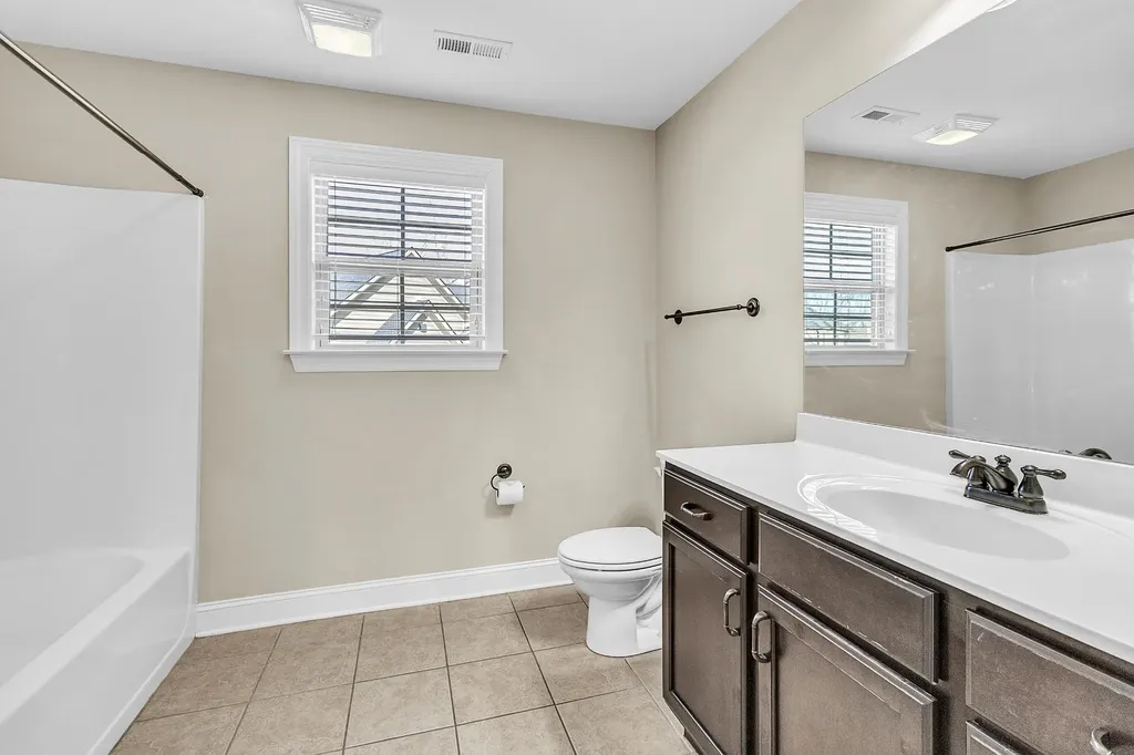8381 Georgetown Bay Drive Ooltewah TN 37363