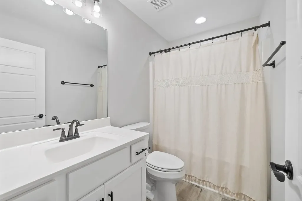 205 Maple Street Adams TN 37010