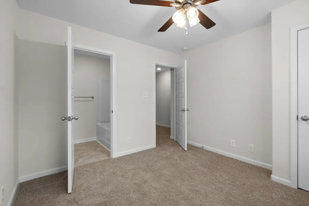 947 Wall Street Clarksville TN 37040