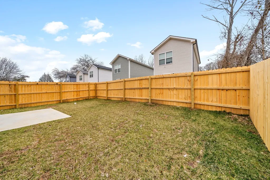 947 Wall Street Clarksville TN 37040