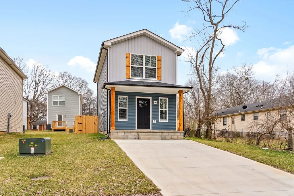947 Wall Street Clarksville TN 37040