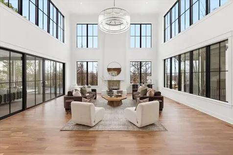 818 Brentview Drive Nashville TN 37220