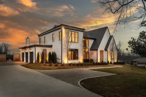 818 Brentview Drive Nashville TN 37220