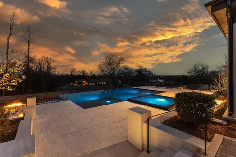 818 Brentview Drive Nashville TN 37220